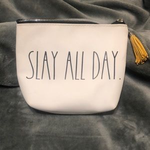 Rae Dunn makeup bag I never used it does not have tags but no signs of wear